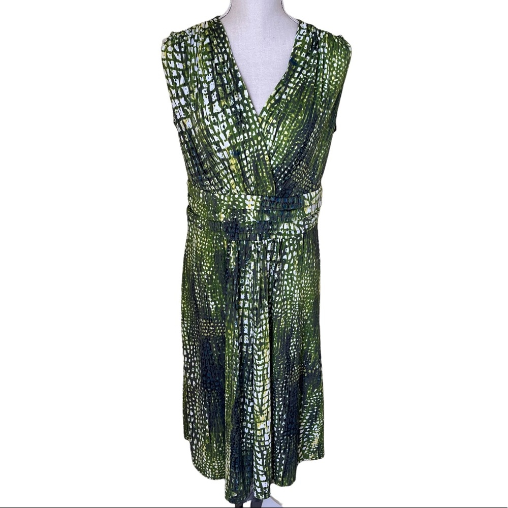 Jones New York Green/Yellow/White Stylized Snake Print Sleeveless Knit Dress